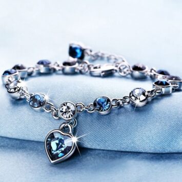 Free Sapphire Blue Bracelet (Worth £40)